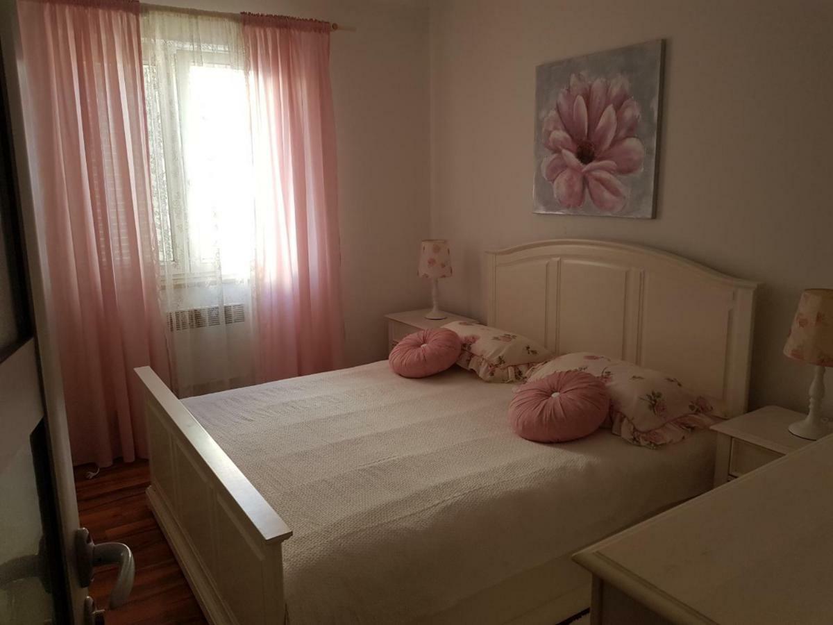 Cozy Apartment In روفينج المظهر الخارجي الصورة